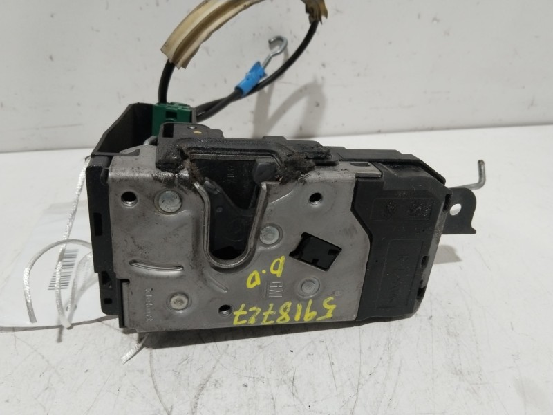 Recambio de cerradura puerta delantera derecha para opel zafira b cosmo referencia OEM IAM 133234  
