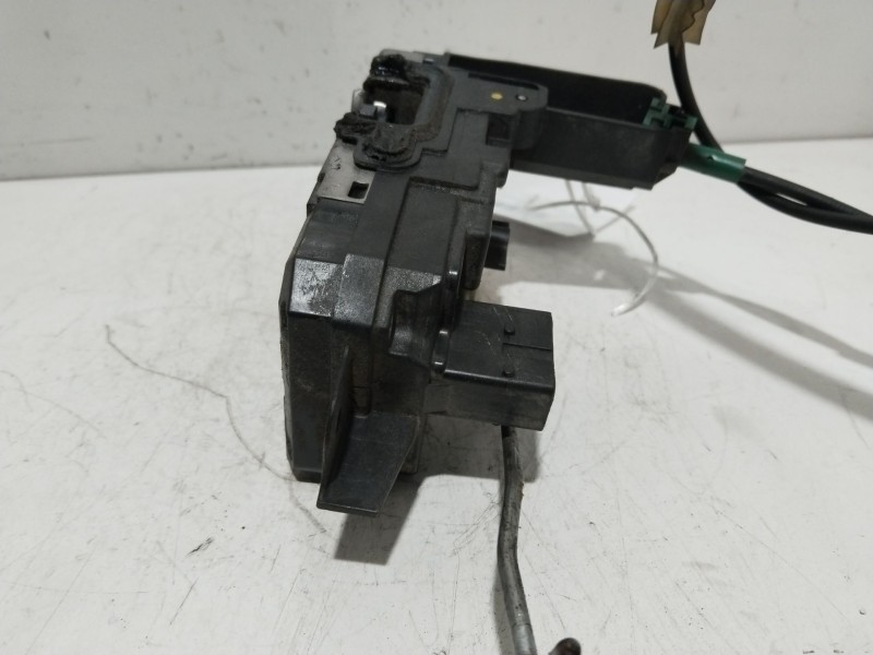 Recambio de cerradura puerta delantera derecha para opel zafira b cosmo referencia OEM IAM 133234  