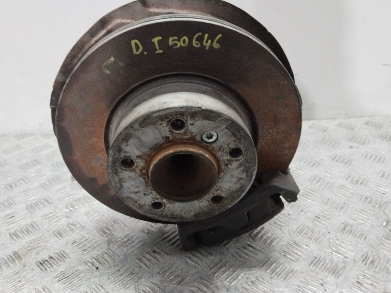 Recambio de mangueta delantera izquierda para bmw 1 (e87) 118 d referencia OEM IAM 31216793923  