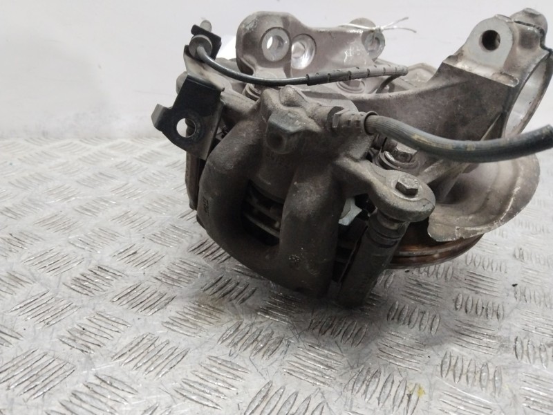 Recambio de mangueta delantera derecha para bmw 1 (e87) 118 d referencia OEM IAM 31216793924  