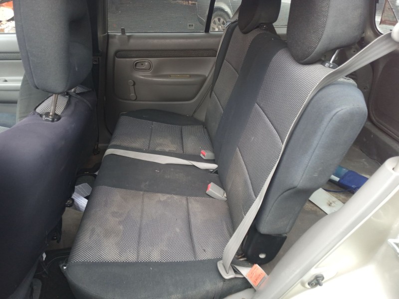 mazda demio (dw) del año 2003