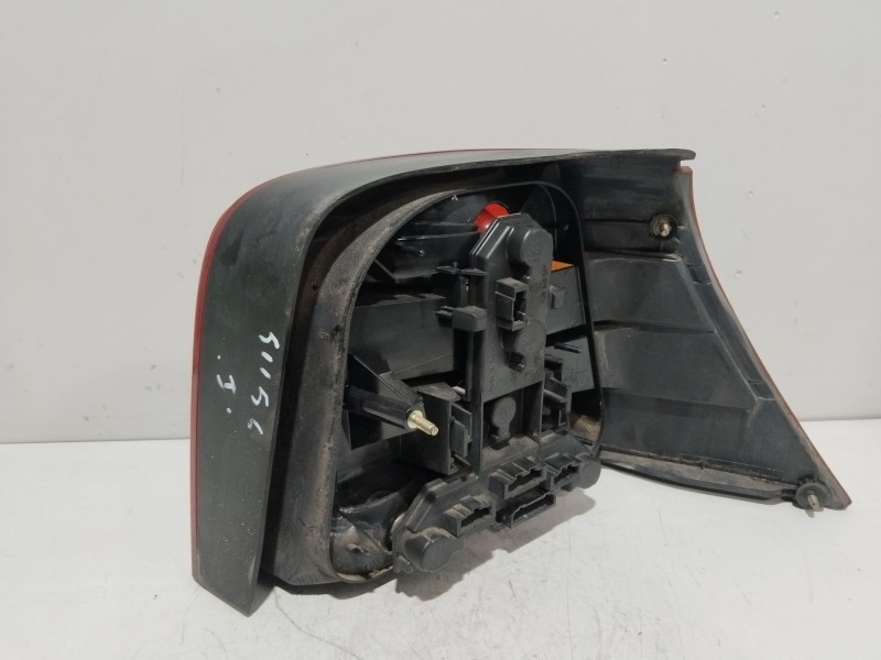 Recambio de piloto trasero izquierdo para volkswagen golf iv (1j1) 1.9 tdi referencia OEM IAM 1J6945111S  