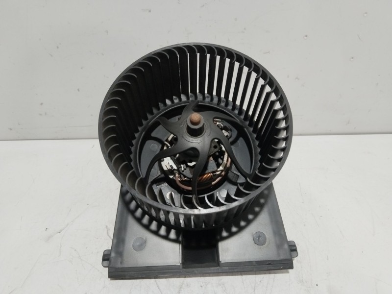 Recambio de motor calefaccion para volkswagen golf iv (1j1) 1.9 tdi referencia OEM IAM 1J1819021C  