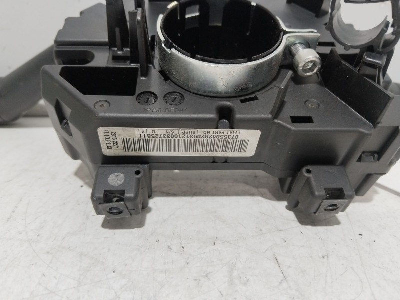 Recambio de mando multifuncion para fiat doblo cargo (263_) 1.3 d multijet referencia OEM IAM 28152271  