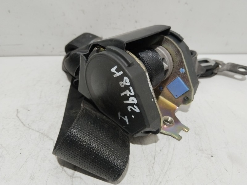 Recambio de cinturon seguridad delantero izquierdo para bmw serie 3 berlina (e46) 320d referencia OEM IAM 8207955  