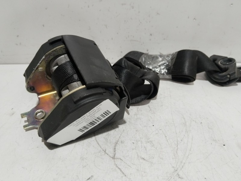 Recambio de cinturon seguridad delantero izquierdo para bmw serie 3 berlina (e46) 320d referencia OEM IAM 8207955  