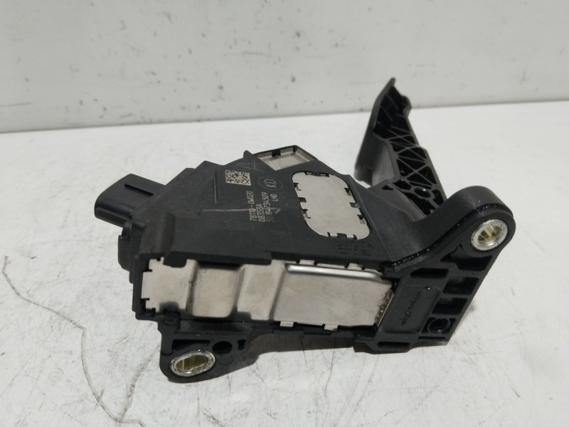 Recambio de pedal acelerador para toyota iq 2 referencia OEM IAM 781100W020  
