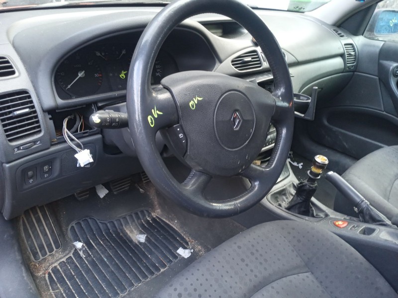 renault laguna ii (bg0/1_) del año 2004