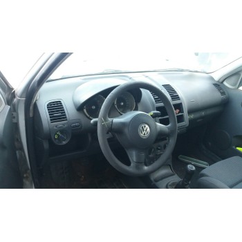 VOLKSWAGEN POLO BERLINA (6N2)