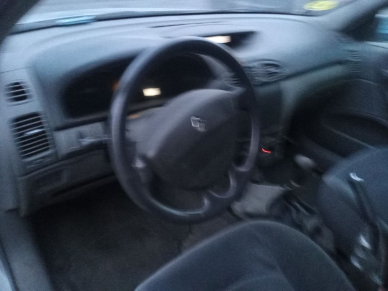 renault laguna ii grandtour (kg0/1_) del año 2001