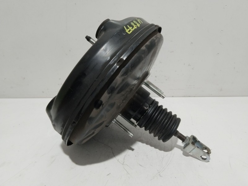 Recambio de servofreno para toyota iq 2 referencia OEM IAM 4461074030  