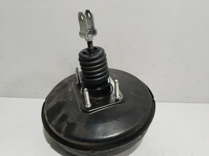 Recambio de servofreno para toyota iq 2 referencia OEM IAM 4461074030  