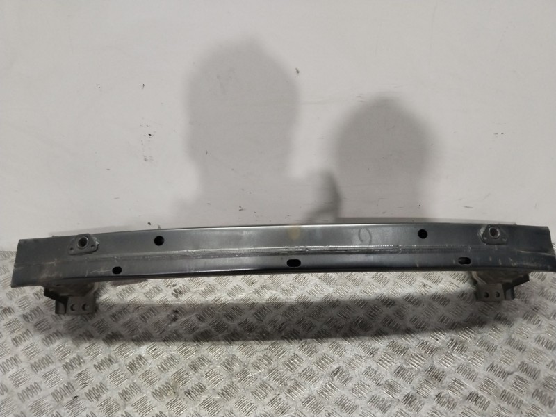 Recambio de refuerzo paragolpes delantero para toyota auris (_e15_) 2.0 d-4d (ade150_) referencia OEM IAM 5202102120  