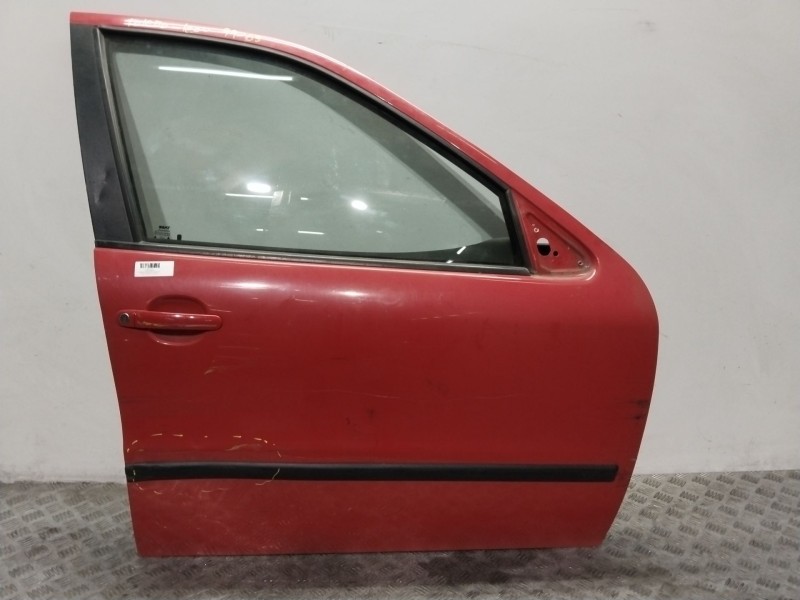 Recambio de puerta delantera derecha para seat toledo ii (1m2) 1.9 tdi referencia OEM IAM 1M0831056M  ROJO