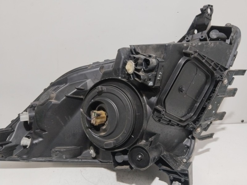 Recambio de faro izquierdo para toyota prius liftback (_w2_) 1.5 hybrid (nhw20_) referencia OEM IAM 8117047090  