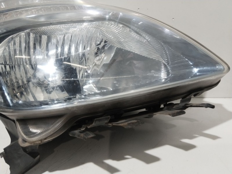 Recambio de faro derecho para toyota prius liftback (_w2_) 1.5 hybrid (nhw20_) referencia OEM IAM 8113047090  