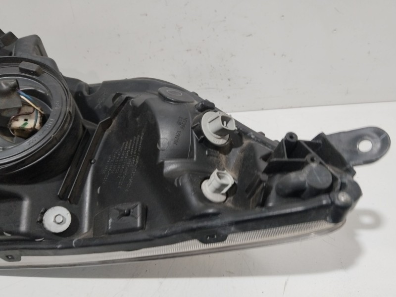 Recambio de faro derecho para toyota prius liftback (_w2_) 1.5 hybrid (nhw20_) referencia OEM IAM 8113047090  