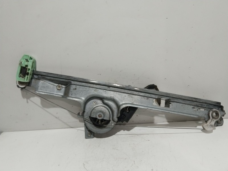 Recambio de elevalunas delantero izquierdo para renault grand scénic ii (jm0/1_) 1.9 dci (jm14) referencia OEM IAM 8201010937  