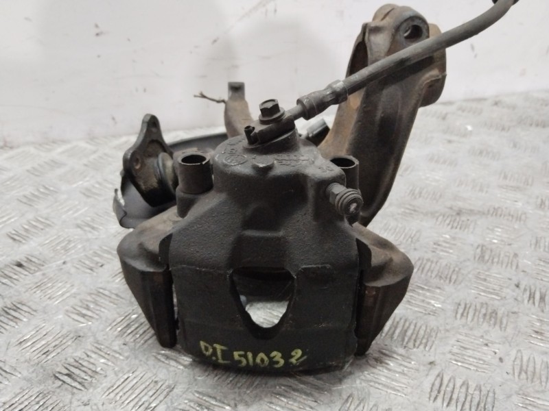 Recambio de mangueta delantera izquierda para volkswagen golf iv (1j1) 1.6 referencia OEM IAM 1J0407255N  