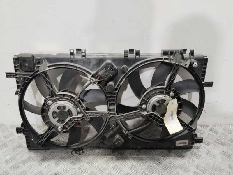 Recambio de electroventilador para opel insignia a (g09) 2.0 cdti (68) referencia OEM IAM 13223018  