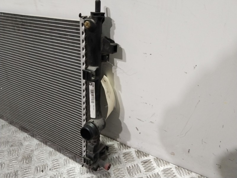 Recambio de radiador agua para opel insignia a (g09) 2.0 cdti (68) referencia OEM IAM 13241725  