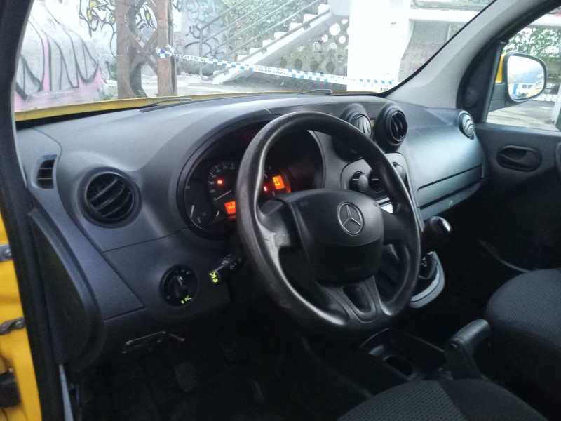 mercedes-benz citan furgoneta/monovolumen (w415) del año 2015