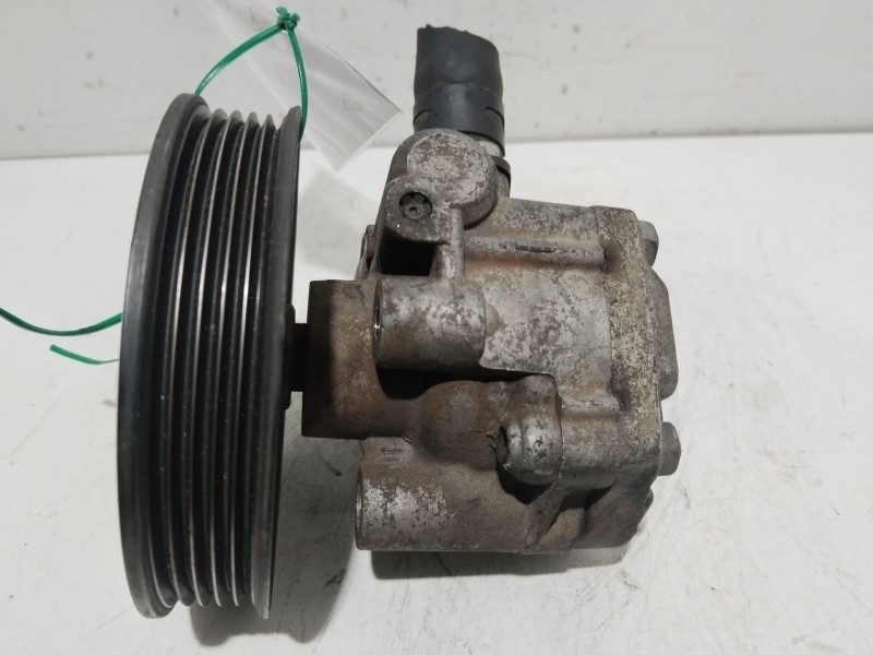 Recambio de bomba direccion para kia carnival ii (gq) 2.9 crdi referencia OEM IAM 0K55232600D  