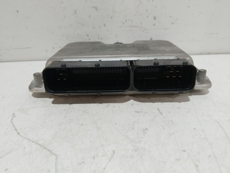 Recambio de centralita motor uce para seat ibiza iii (6l1) 1.4 tdi referencia OEM IAM   