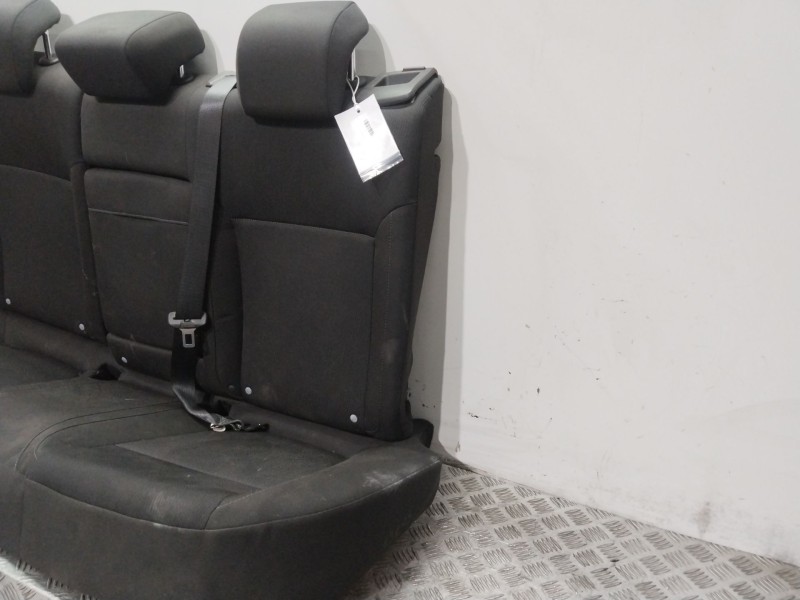 Recambio de asientos traseros para opel insignia a (g09) 1.8 (68) referencia OEM IAM   