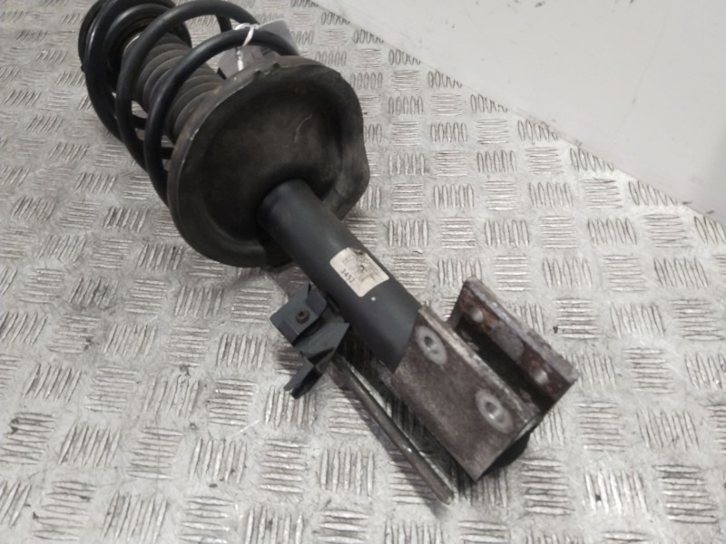 Recambio de amortiguador delantero derecho para peugeot 308 sw sport referencia OEM IAM   