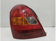 Recambio de piloto trasero izquierdo para hyundai elantra iii sedán (xd) 1.6 referencia OEM IAM 92401200
