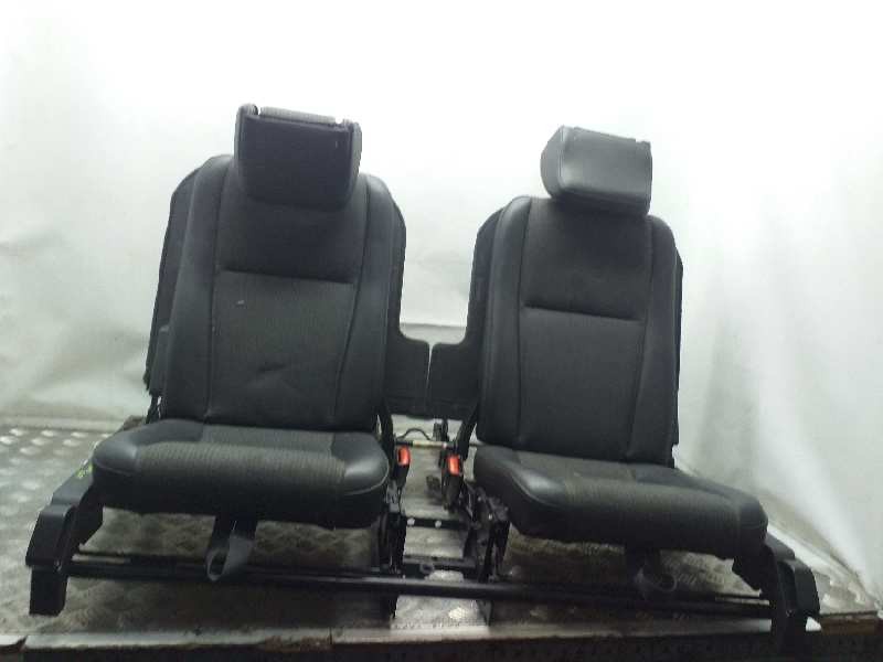 Recambio de asientos traseros para volvo xc90 d5 referencia OEM IAM  TERCERA FILA 
