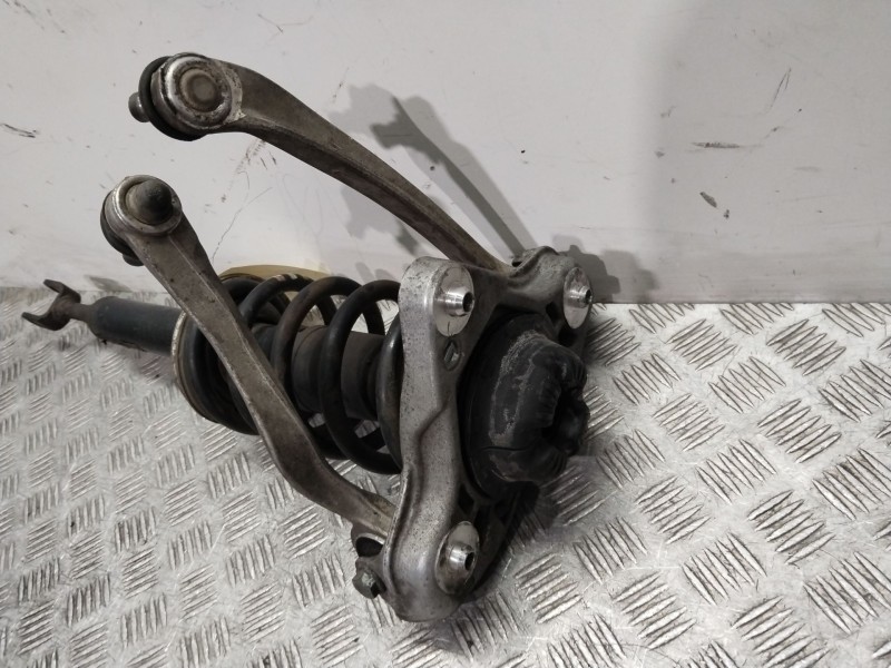 Recambio de amortiguador delantero izquierdo para audi a4 berlina (8e) 2.0 fsi referencia OEM IAM 8E0413031BE  