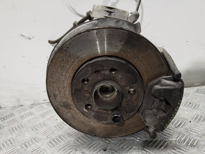 Recambio de mangueta delantera derecha para seat ibiza iii (6l1) 1.4 tdi referencia OEM IAM 6Q0407256AC  