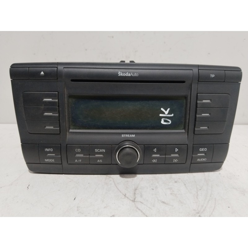 Recambio de sistema audio / radio cd para skoda octavia berlina (1z3) elegance referencia OEM IAM 1Z0035161A  