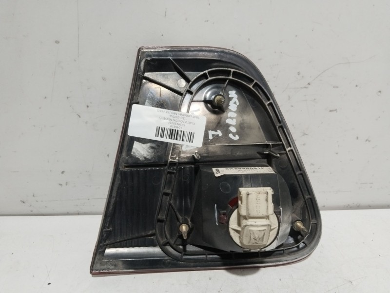 Recambio de piloto porton trasero izquierdo para seat cordoba berlina (6k2) signo referencia OEM IAM 6K5945091F  