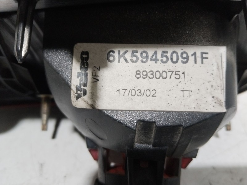 Recambio de piloto porton trasero izquierdo para seat cordoba berlina (6k2) signo referencia OEM IAM 6K5945091F  