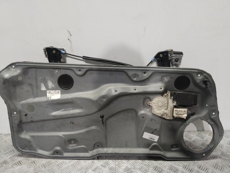 Recambio de elevalunas delantero izquierdo para volkswagen golf iv berlina (1j1) highline referencia OEM IAM   