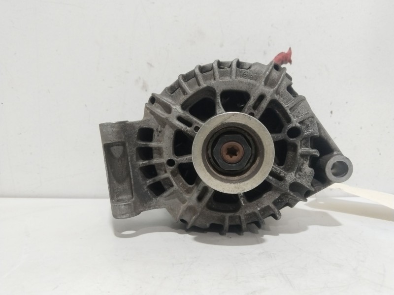 Recambio de alternador para ford fiesta (cb1) ghia referencia OEM IAM 2543426A  