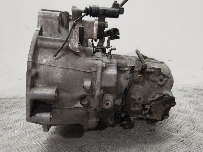 Recambio de caja cambios para nissan almera tino (v10) 1.8 referencia OEM IAM 321006J000  