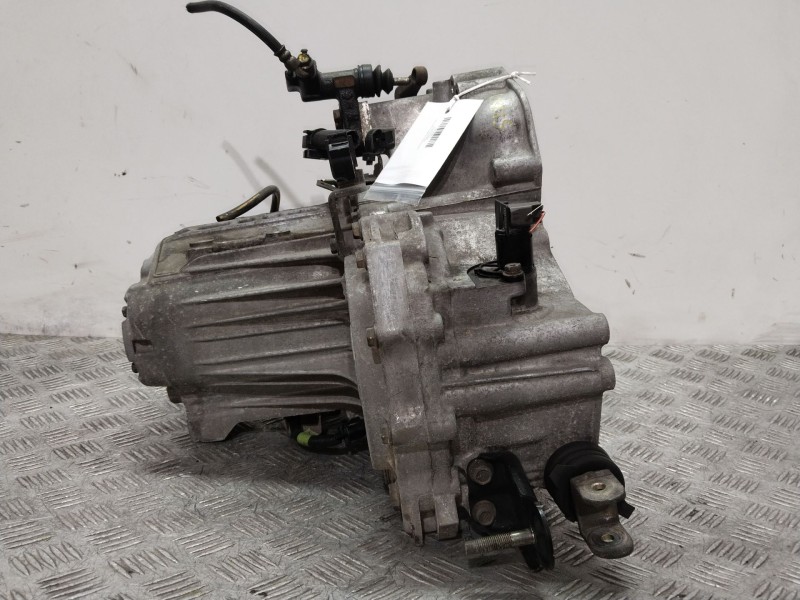 Recambio de caja cambios para nissan almera tino (v10) 1.8 referencia OEM IAM 321006J000  