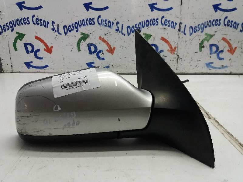 Recambio de retrovisor derecho para opel astra g berlina comfort referencia OEM IAM  MANUAL PLATA