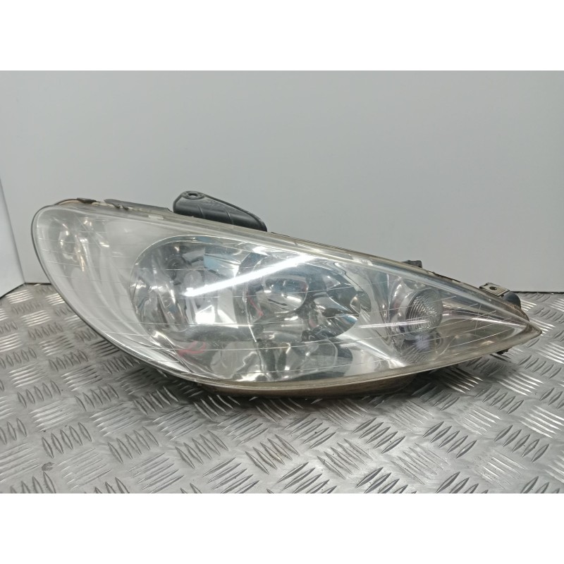 Recambio de faro derecho para peugeot 206 hatchback (2a/c) 1.4 i referencia OEM IAM 6205S9  9628666780