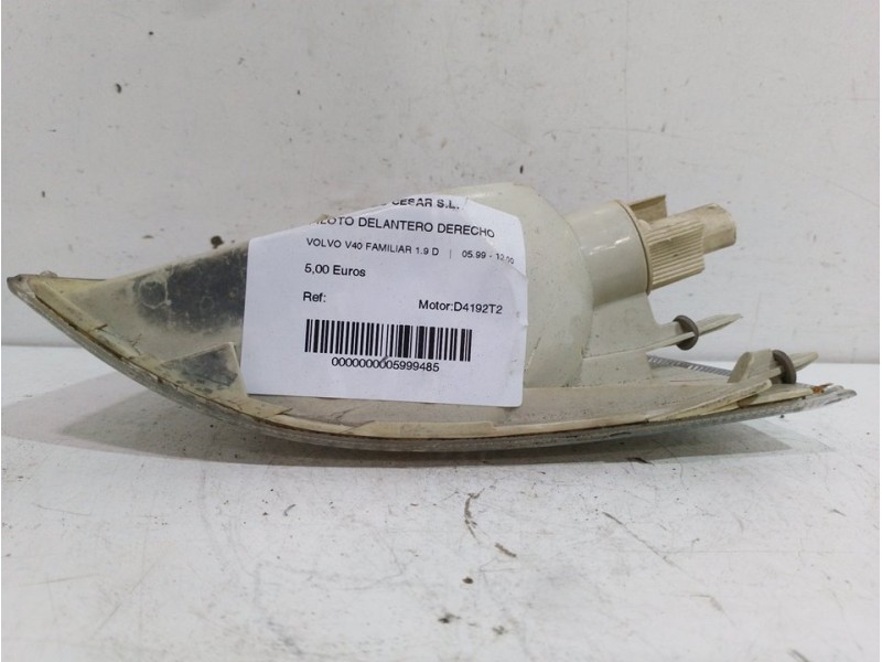 Recambio de piloto delantero derecho para volvo v40 familiar 1.9 d referencia OEM IAM   