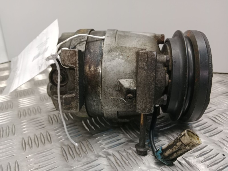Recambio de compresor aire acondicionado para daewoo lanos (klat) 1.3 referencia OEM IAM 700718  