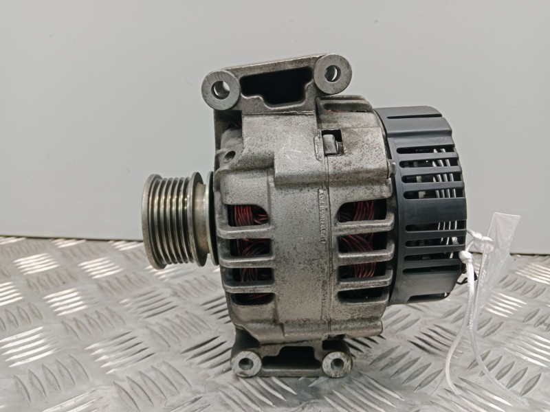 Recambio de alternador para audi a4 b6 (8e2) 1.8 t quattro referencia OEM IAM 06B903016AA  