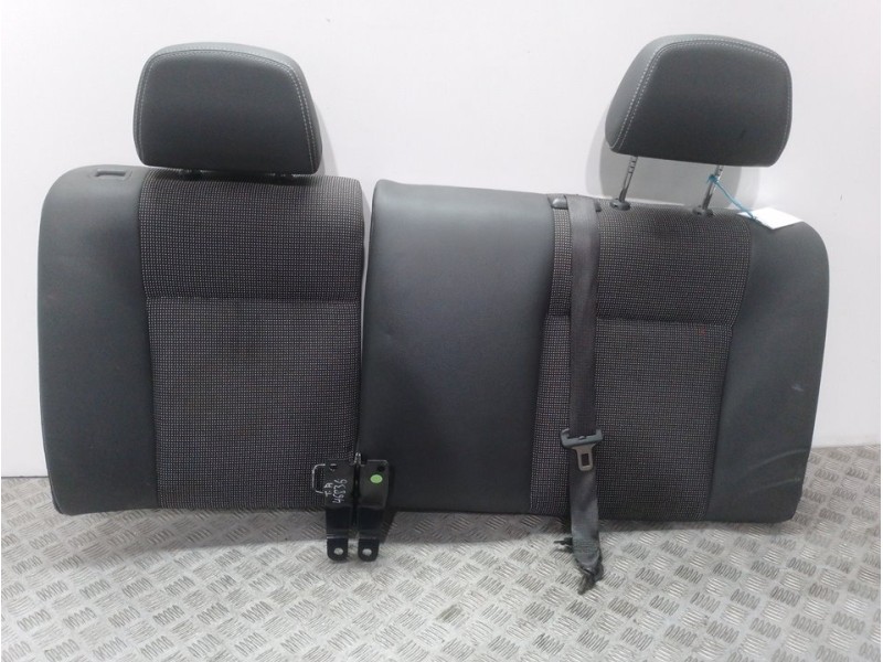 Recambio de espaldar trasero para opel zafira b edition ´´111 jahre´´ referencia OEM IAM   