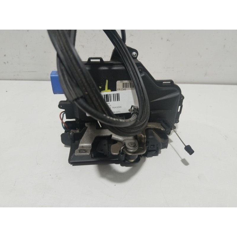 Recambio de cerradura puerta trasera izquierda para volkswagen touran (1t1, 1t2) 2.0 tdi referencia OEM IAM 7L0839015  