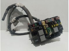 Recambio de caja reles / fusibles para ford mondeo iii (b5y) 2.0 tdci referencia OEM IAM 1S7T14A481AA  