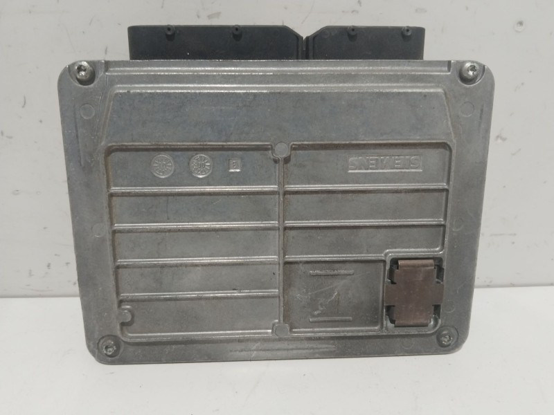 Recambio de centralita motor uce para skoda fabia (6y2/6y3) classic referencia OEM IAM 5WP4419307  047906033A